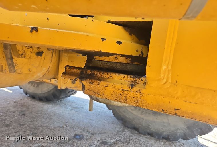 image for item EC3530 2015 John Deere 772G motor grader