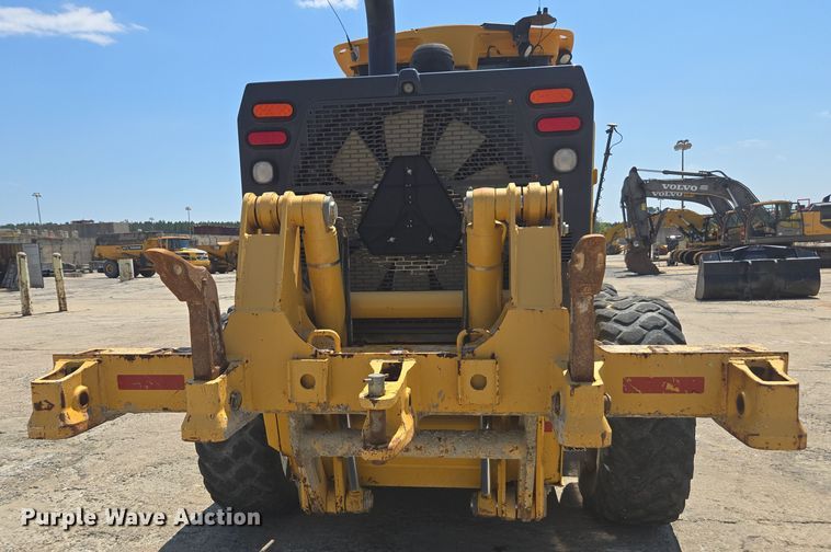 image for item EC3530 2015 John Deere 772G motor grader