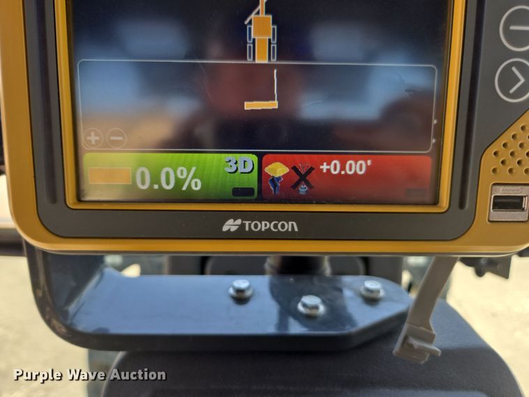 image for item EC3530 2015 John Deere 772G motor grader