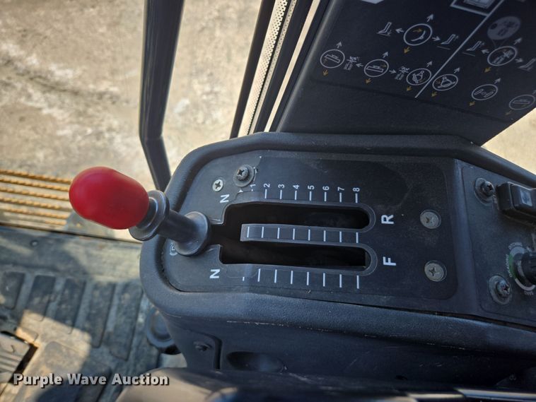 image for item EC3530 2015 John Deere 772G motor grader