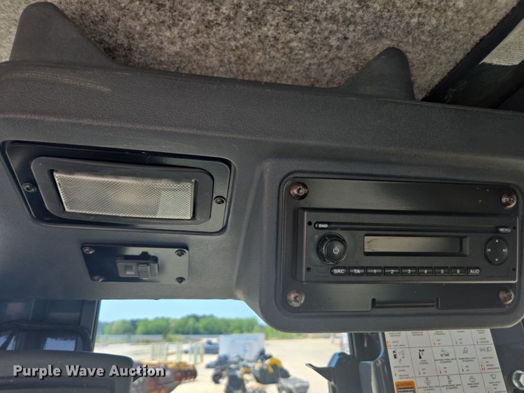 image for item EC3530 2015 John Deere 772G motor grader