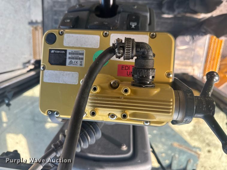 image for item EC3530 2015 John Deere 772G motor grader