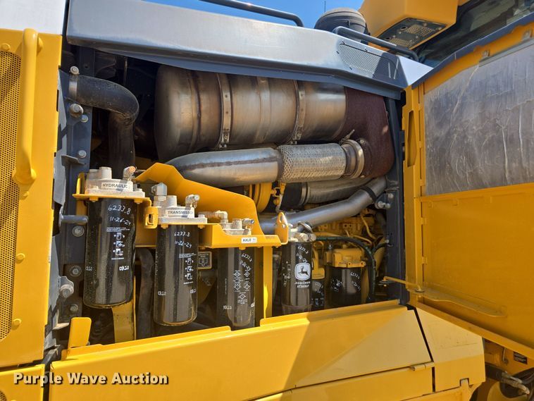 image for item EC3530 2015 John Deere 772G motor grader