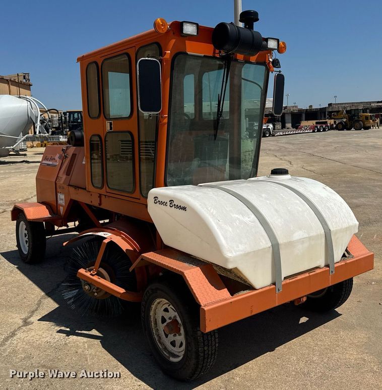 image for item EC3531 2017 Broce CRT350 broom