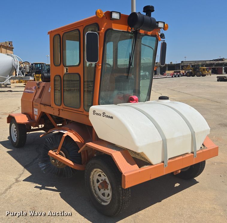 image for item EC3531 2017 Broce CRT350 broom