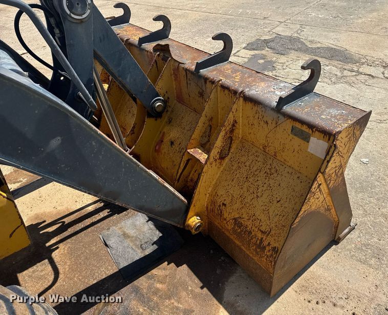 image for item EC3532 2013 John Deere 310SK backhoe