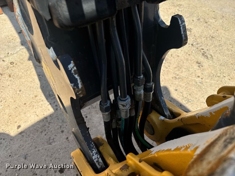 image for item EC3532 2013 John Deere 310SK backhoe