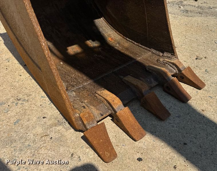 image for item EC3532 2013 John Deere 310SK backhoe