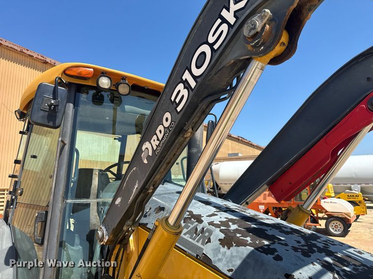 image for item EC3532 2013 John Deere 310SK backhoe