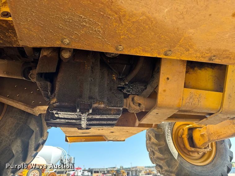 image for item EC3532 2013 John Deere 310SK backhoe