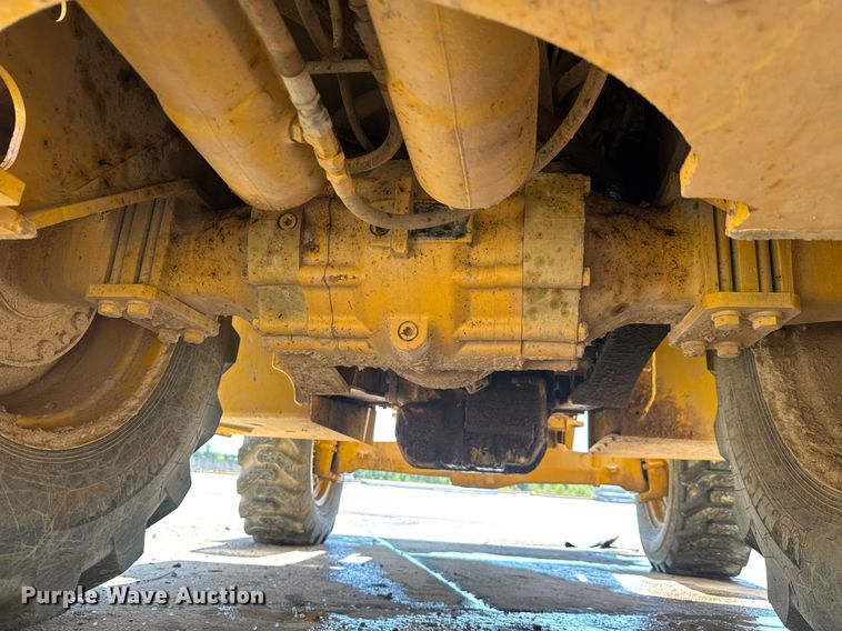 image for item EC3532 2013 John Deere 310SK backhoe