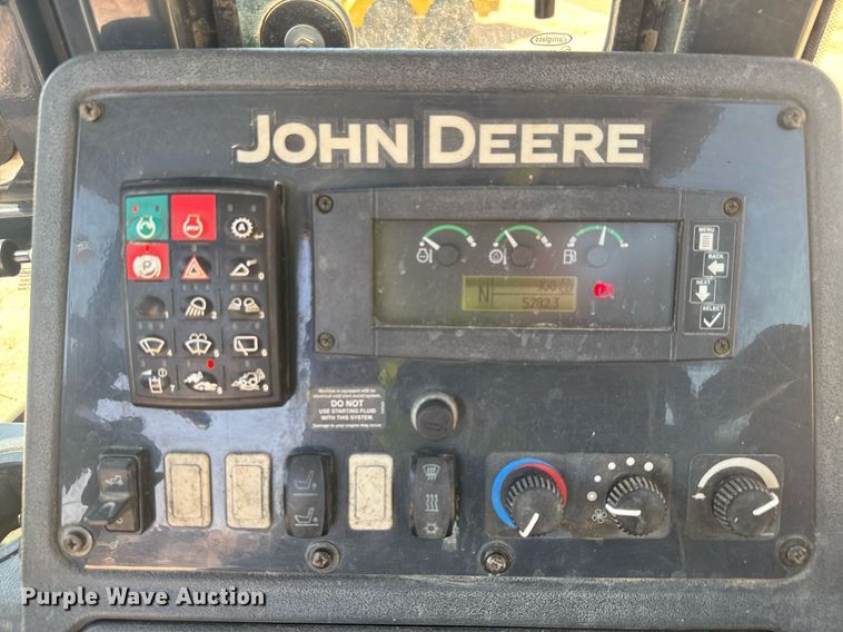 image for item EC3532 2013 John Deere 310SK backhoe