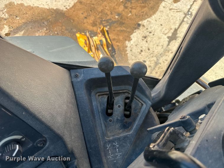 image for item EC3532 2013 John Deere 310SK backhoe