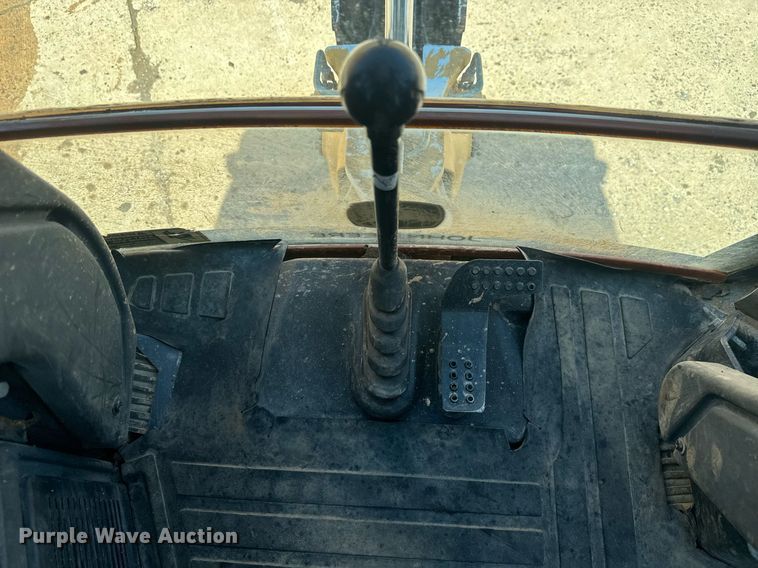 image for item EC3532 2013 John Deere 310SK backhoe