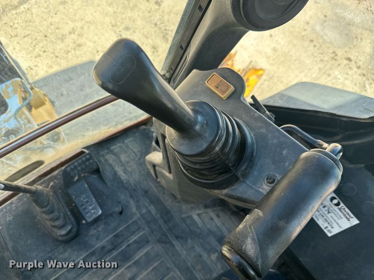 image for item EC3532 2013 John Deere 310SK backhoe