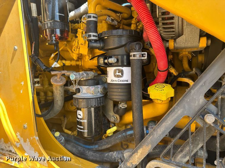 image for item EC3532 2013 John Deere 310SK backhoe