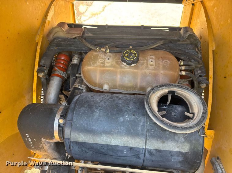 image for item EC3532 2013 John Deere 310SK backhoe