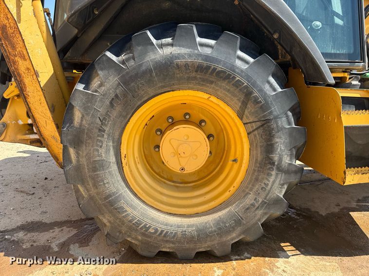 image for item EC3532 2013 John Deere 310SK backhoe