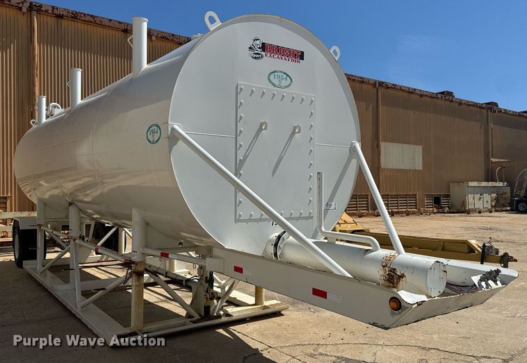 image for item EC3533 2018 1954 Manufacturing 12K Water Tower portable water tower