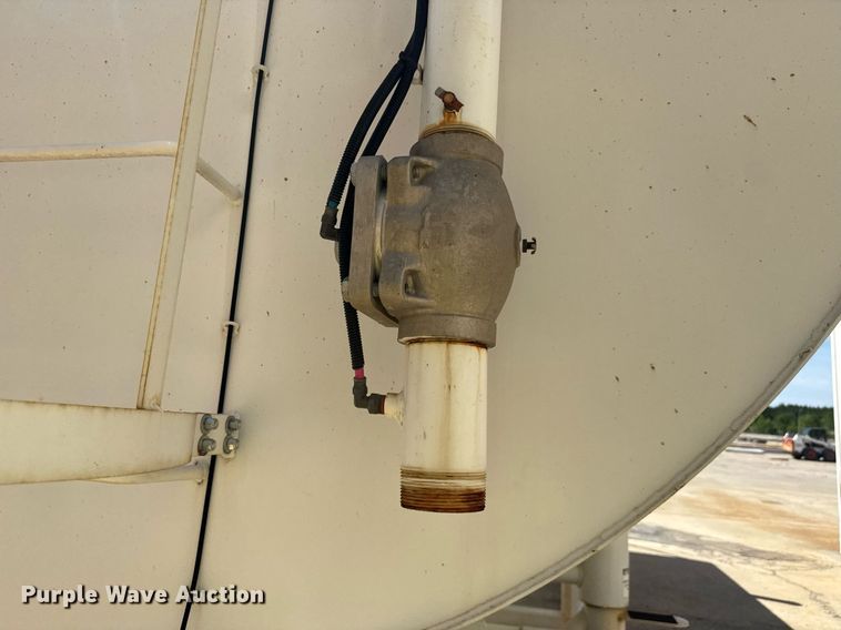 image for item EC3533 2018 1954 Manufacturing 12K Water Tower portable water tower