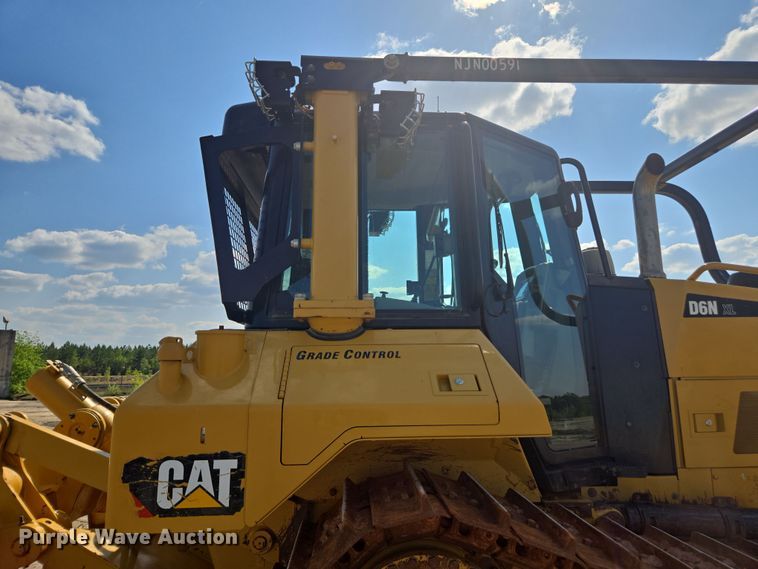 image for item EC3535 2019 Caterpillar D6N XL dozer
