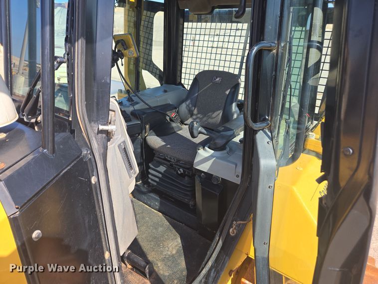 image for item EC3535 2019 Caterpillar D6N XL dozer