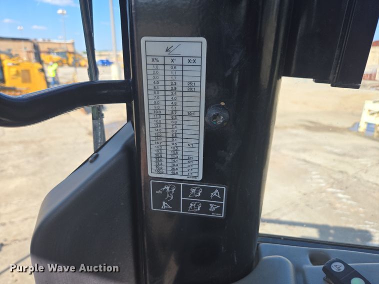 image for item EC3535 2019 Caterpillar D6N XL dozer