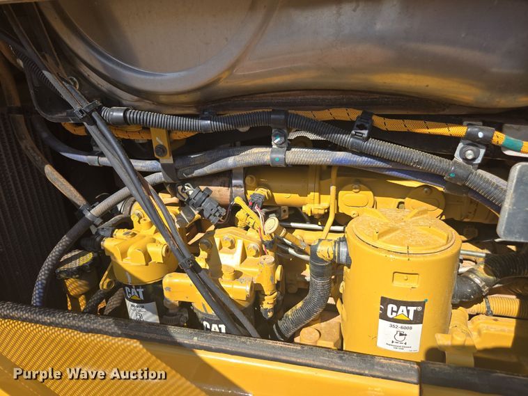 image for item EC3535 2019 Caterpillar D6N XL dozer