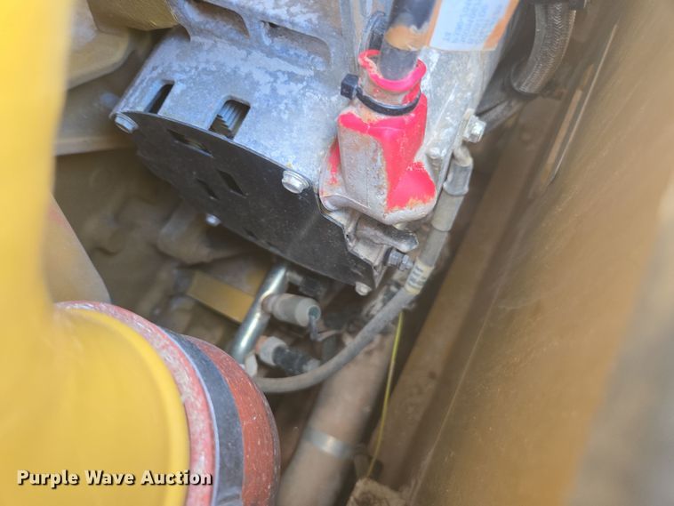 image for item EC3535 2019 Caterpillar D6N XL dozer