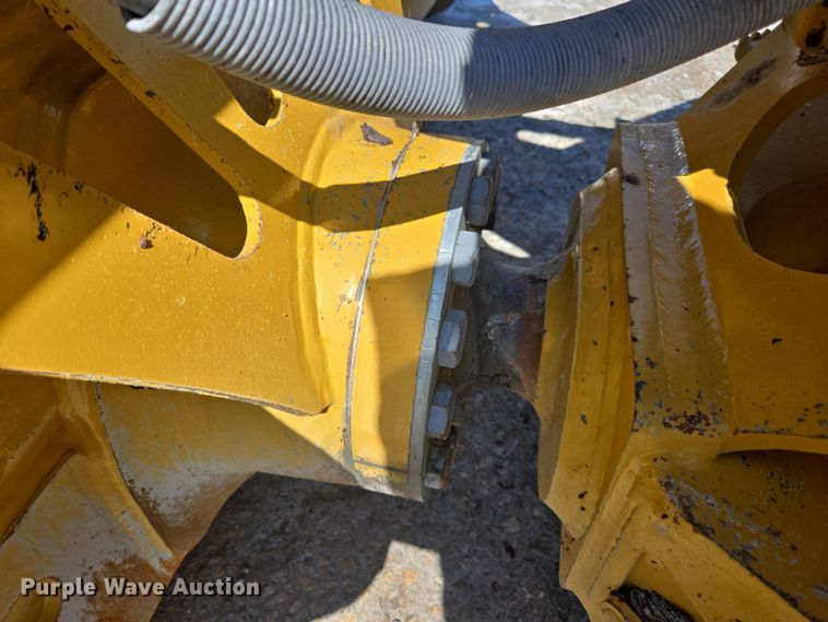 image for item EC3536 2024 Caterpillar D6XE LGP dozer