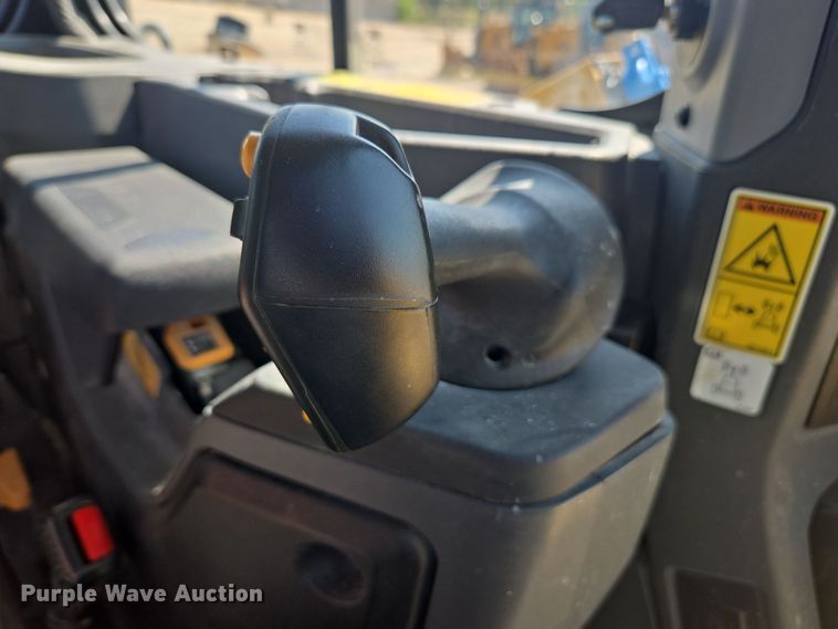 image for item EC3536 2024 Caterpillar D6XE LGP dozer