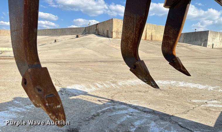 image for item EC3537 2017 John Deere 950K LGP dozer