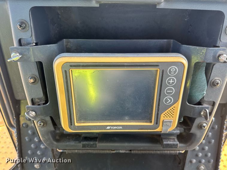 image for item EC3537 2017 John Deere 950K LGP dozer