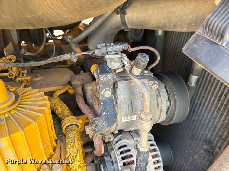 image for item EC3537 2017 John Deere 950K LGP dozer