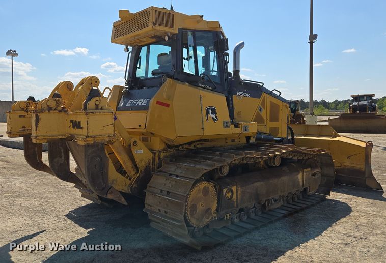 image for item EC3538 2018 John Deere 850K dozer