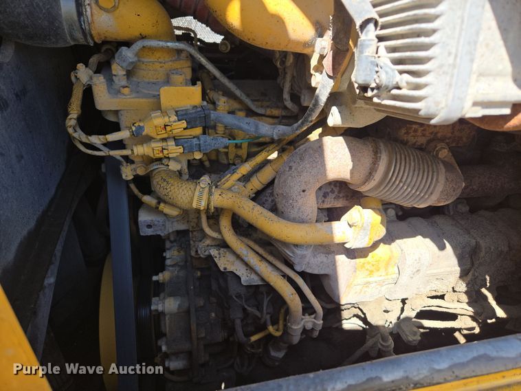 image for item EC3538 2018 John Deere 850K dozer