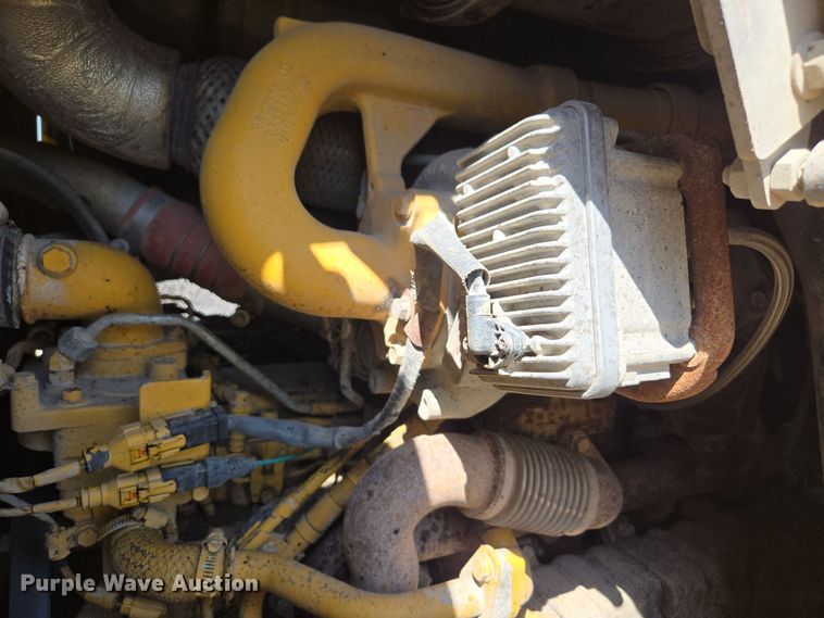 image for item EC3538 2018 John Deere 850K dozer