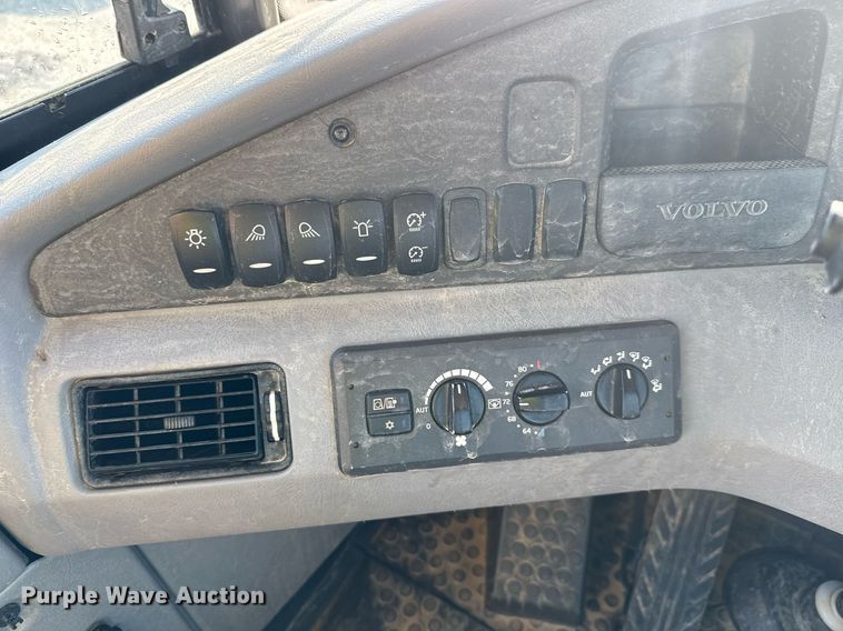 image for item EC3541 2018 Volvo A25G articulated haul truck