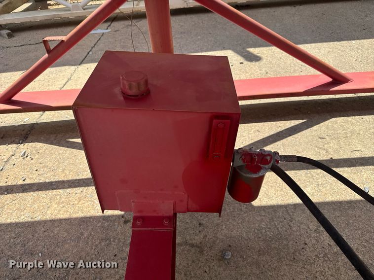 image for item EC3604 2005 Interpipe portable water tower