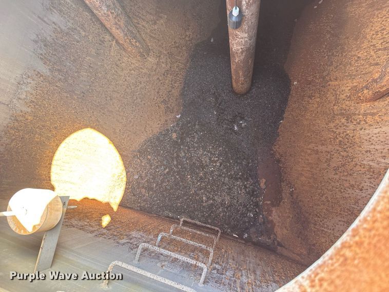 image for item EC3604 2005 Interpipe portable water tower