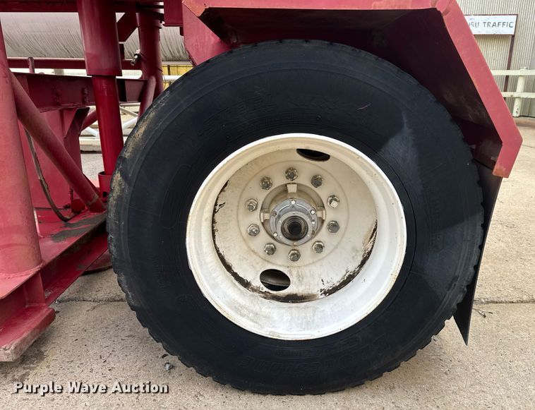 image for item EC3604 2005 Interpipe portable water tower