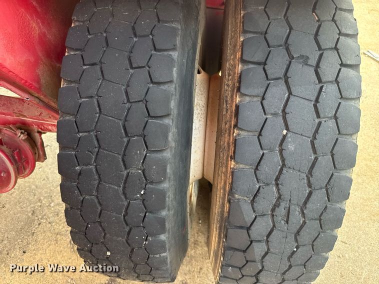 image for item EC3604 2005 Interpipe portable water tower