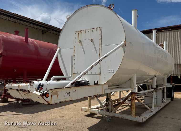 image for item EC3605 2015 1954 Manufacturing 12K Water Tower portable water tower