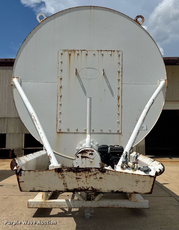 image for item EC3605 2015 1954 Manufacturing 12K Water Tower portable water tower