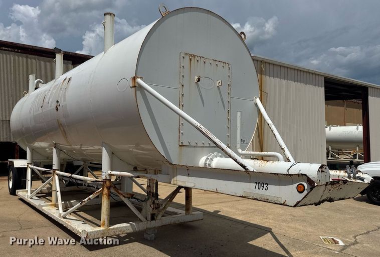 image for item EC3605 2015 1954 Manufacturing 12K Water Tower portable water tower