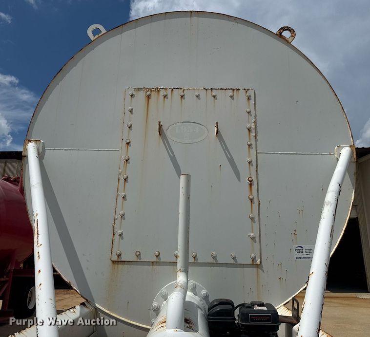 image for item EC3605 2015 1954 Manufacturing 12K Water Tower portable water tower