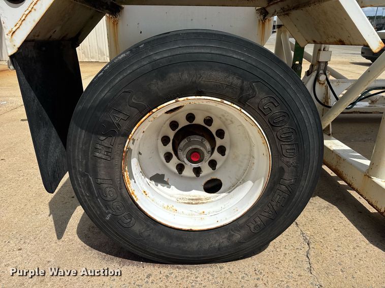 image for item EC3605 2015 1954 Manufacturing 12K Water Tower portable water tower