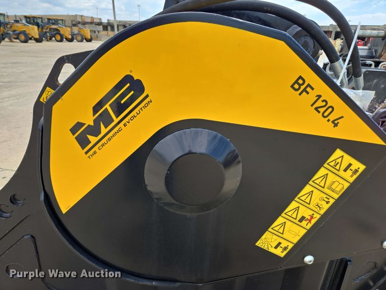 image for item EC3626 2024 MB BF 120.4 S4 crusher bucket