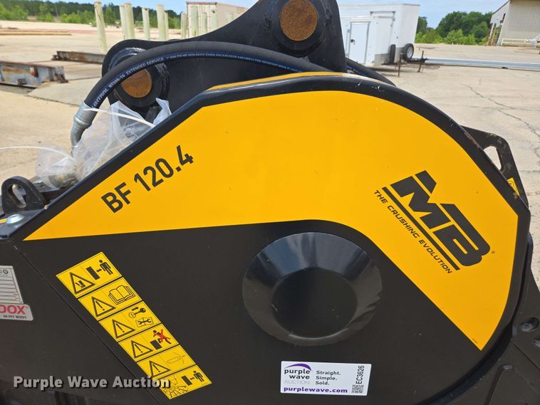 image for item EC3626 2024 MB BF 120.4 S4 crusher bucket