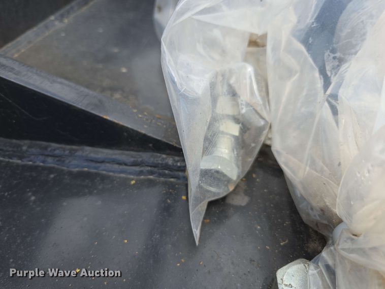 image for item EC3626 2024 MB BF 120.4 S4 crusher bucket